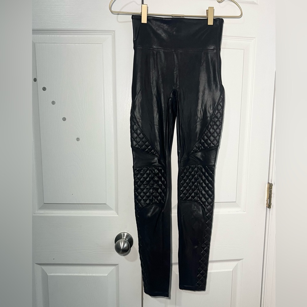 Spanx Faux Leather Moto Quilted Leggings Women XS Black Pull On Grudge Pants